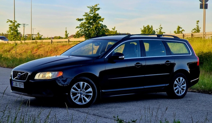 Volvo V70 cena 26900 przebieg: 299999, rok produkcji 2010 z Szczytna małe 352